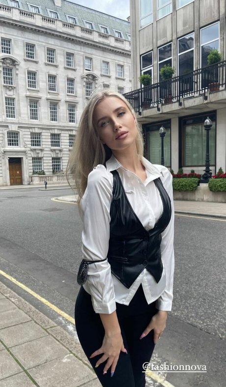 Polina Malinovskaya photo 307