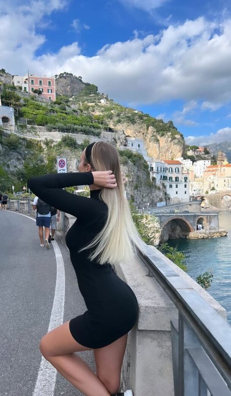 Polina Malinovskaya photo 344