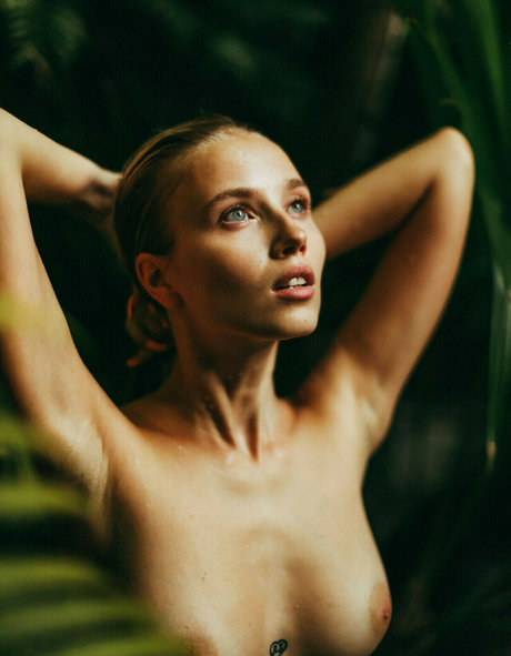 Polina Malinovskaya photo 444