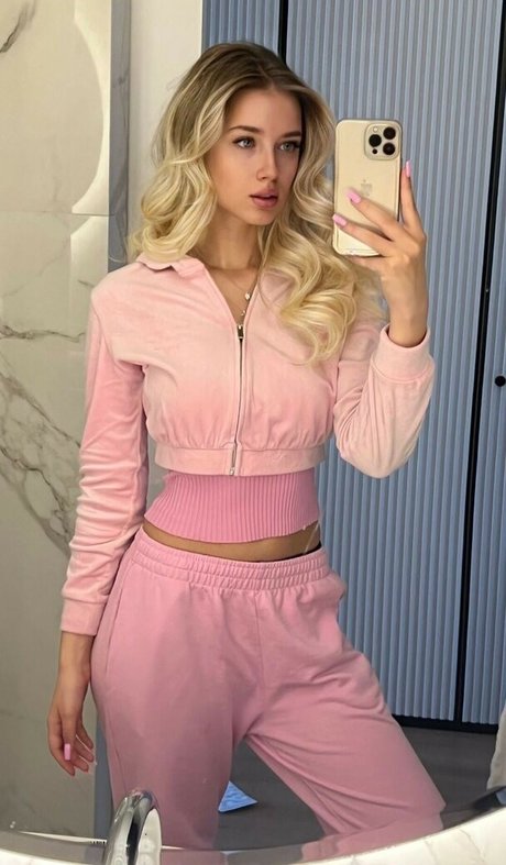 Polina Malinovskaya photo 605