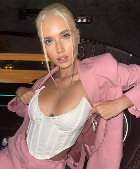 Polina Malinovskaya photo 627