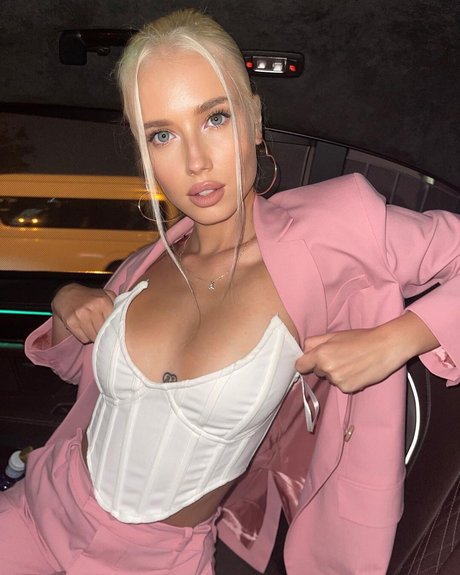 Polina Malinovskaya photo 652
