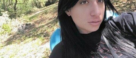 Poppycarmine photo 115