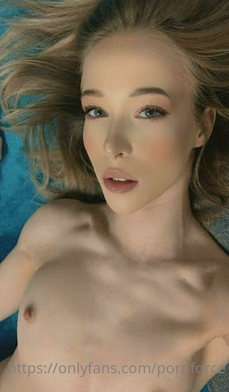 Pornforce photo 252