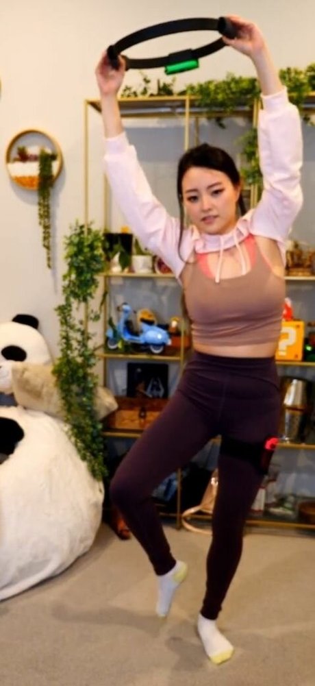 PotasticPanda photo 100
