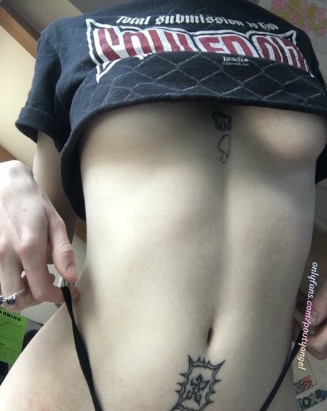 Poutyangel photo 128