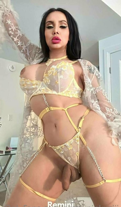 Prettypinkuziii photo 34
