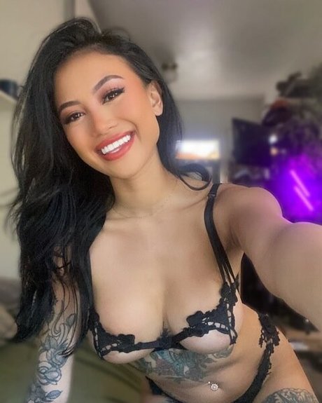 PrettyX0kat photo 3