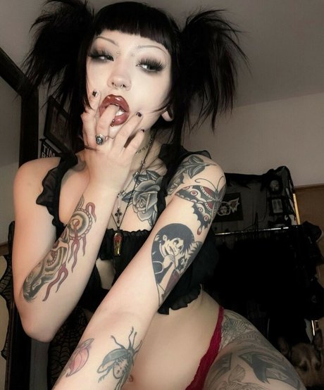 Princ3ssscissorhands photo 11