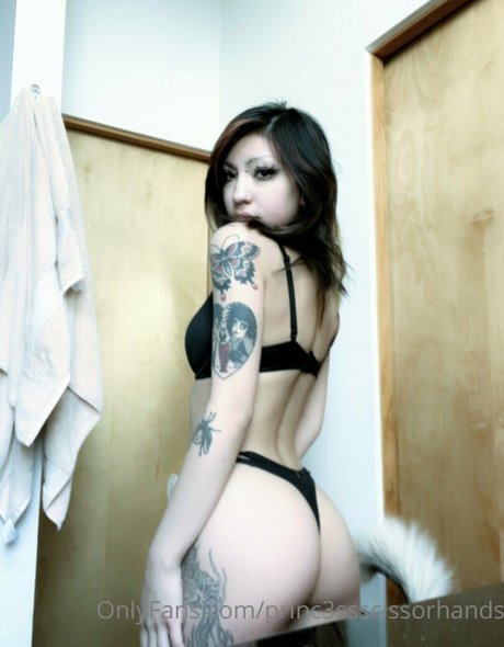 Princ3ssscissorhands photo 23