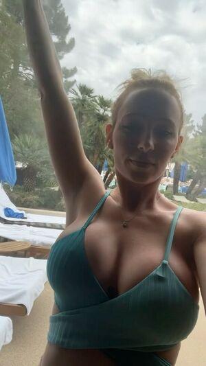 Princess Savvy Savage photo 23