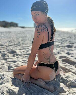 Princess Savvy Savage photo 28