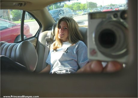 PrincessBlueyez photo 49