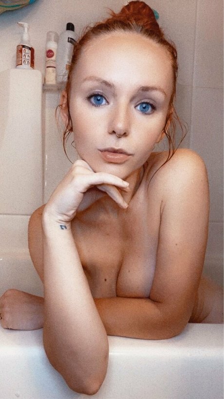 Princesskittyfree photo 7