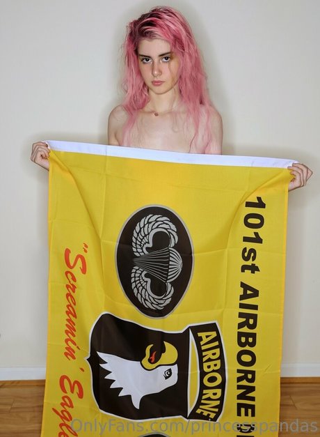 Princesspandas photo 17