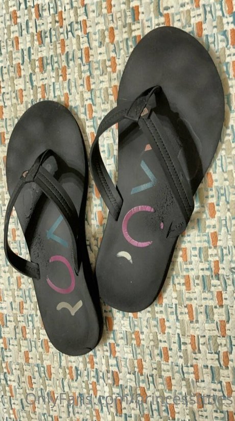 Princessttoes photo 6