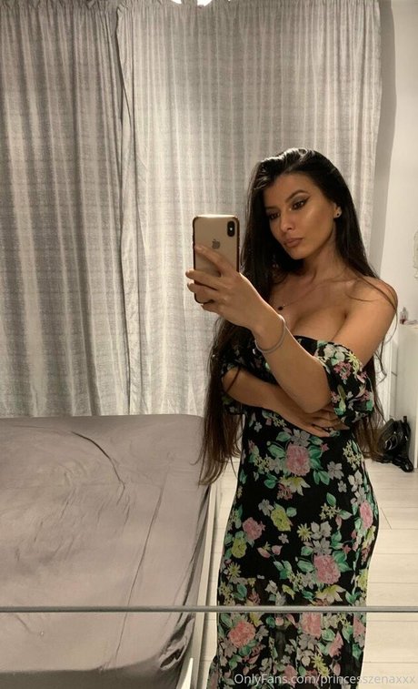 Princesszenaxxx photo 24