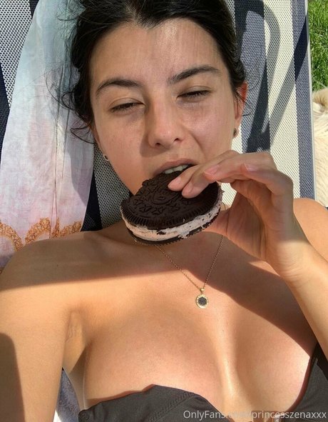Princesszenaxxx photo 27
