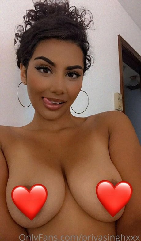 Priyasinghxxx photo 3