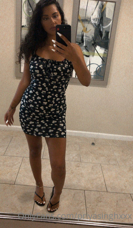 Priyasinghxxx photo 12