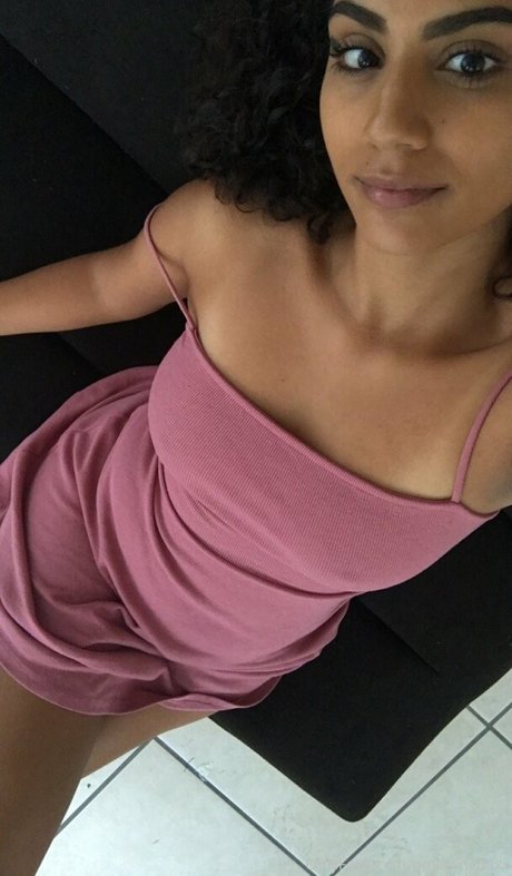 Priyasinghxxx photo 56