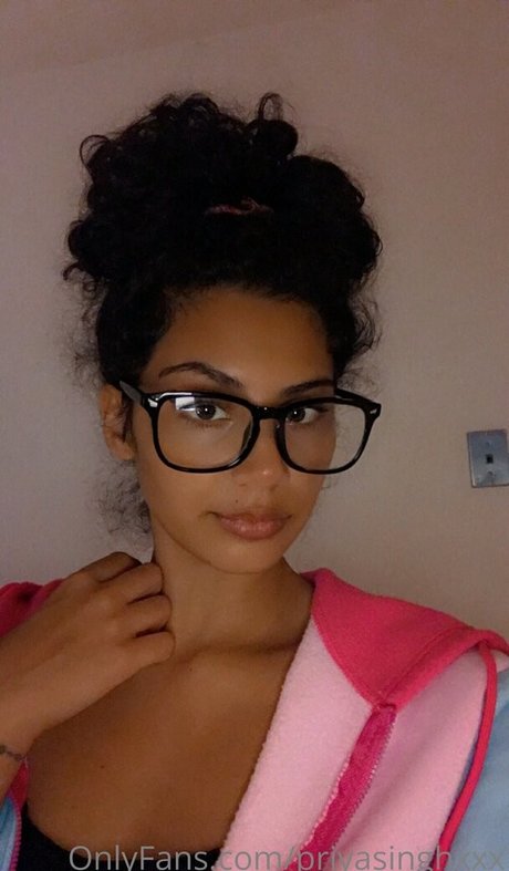 Priyasinghxxx photo 62