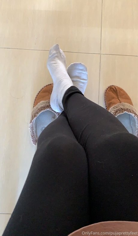 Pujaprettyfeet photo 67