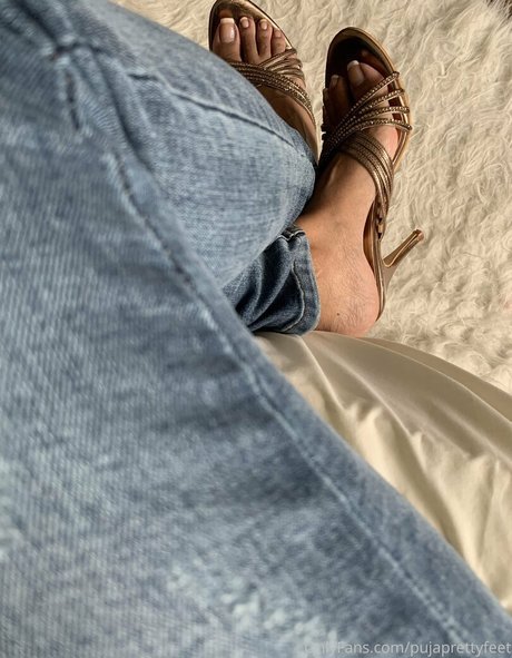 Pujaprettyfeet photo 116