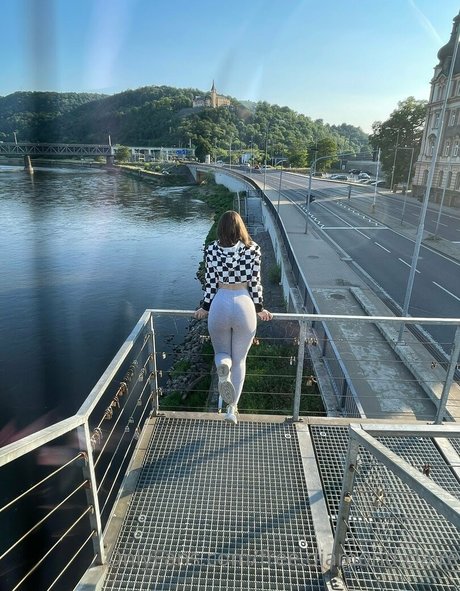 Queen.burianova photo 36