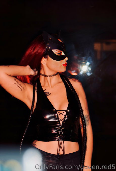 Queen Red photo 59