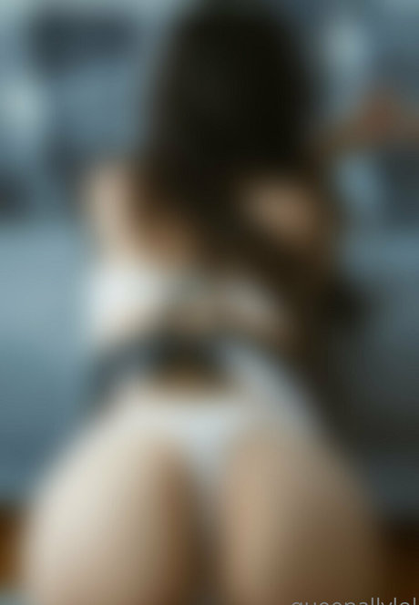 Queenallylol photo 10