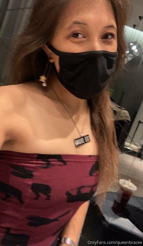 Queenbracee photo 10