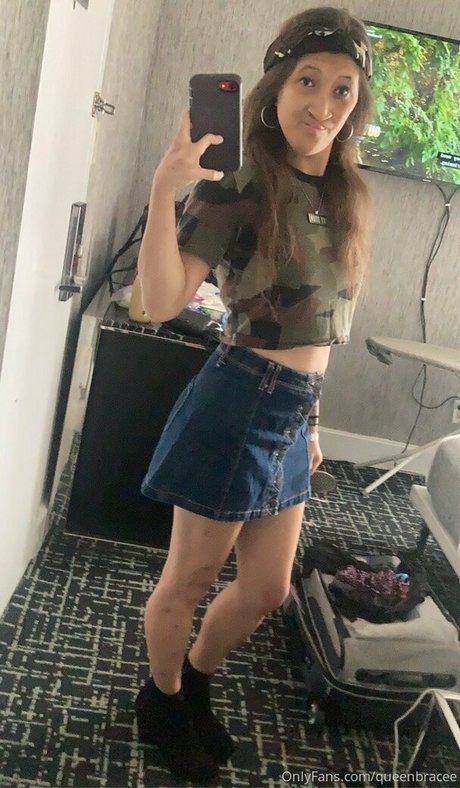 Queenbracee photo 16