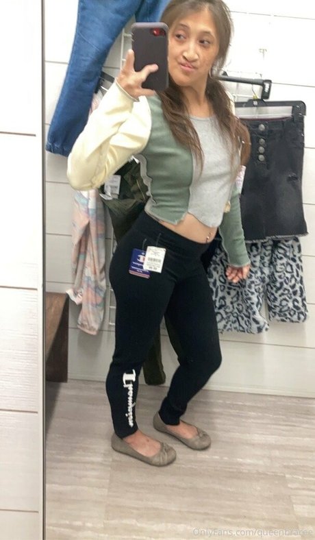 Queenbracee photo 30