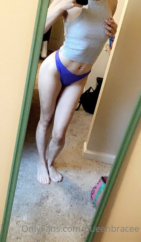 Queenbracee photo 59