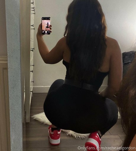 Racheaelgordon photo 9