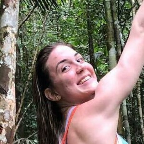 Rachel Alves photo 8