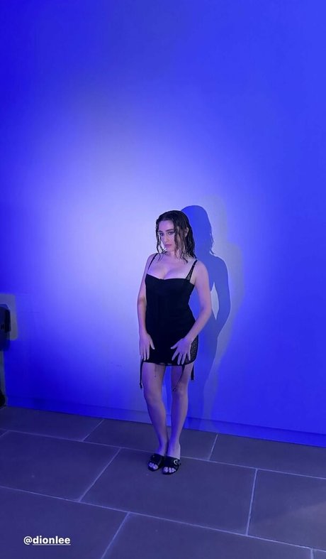 Rachel Anne Sennott photo 1