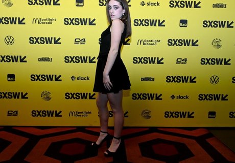 Rachel Anne Sennott photo 184