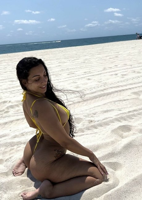 Rachel Luna photo 37