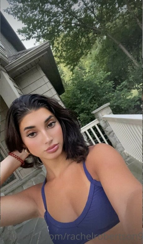 Rachel Robertson photo 11