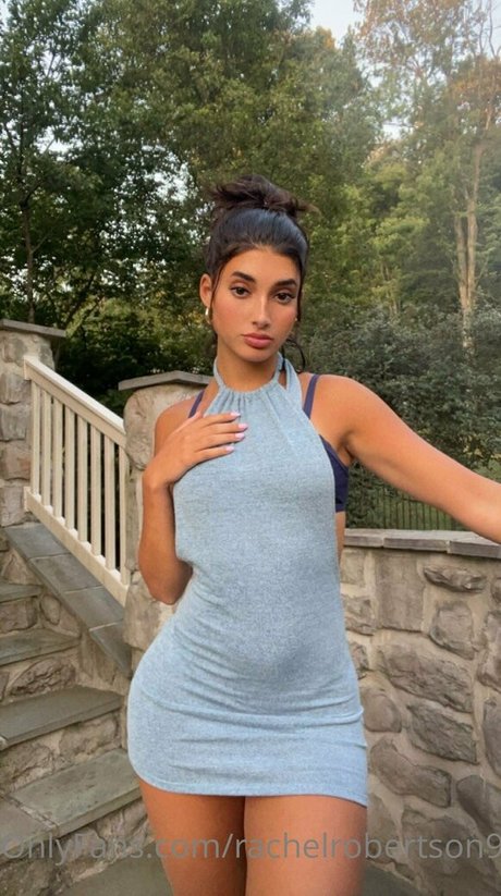 Rachel Robertson photo 20