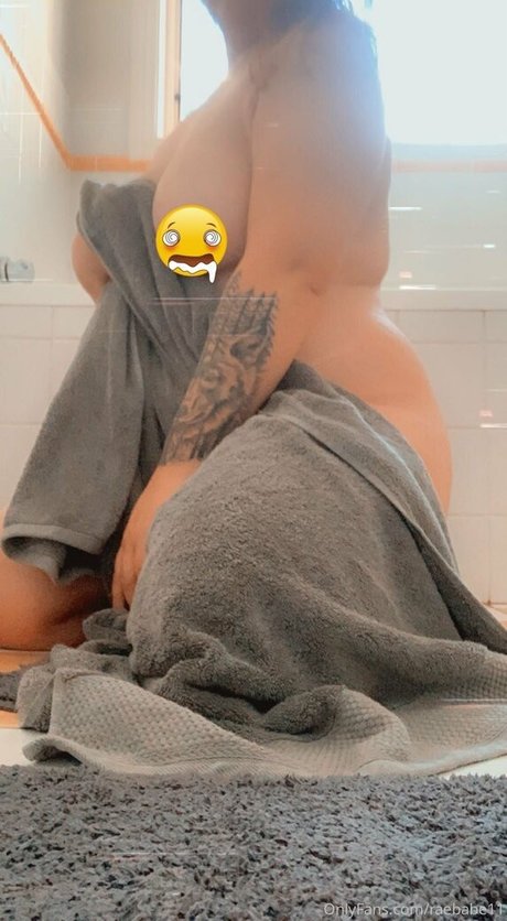 Raebabe11 photo 15