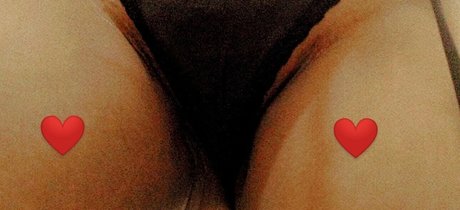 Raeraejiggles photo 59