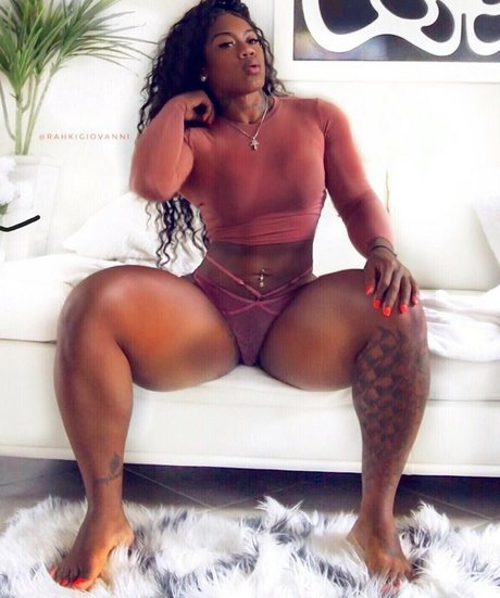 Rahki Giovanni photo 10