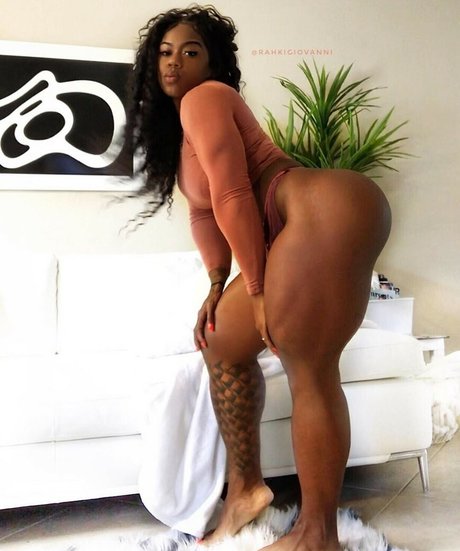 Rahki Giovanni photo 13