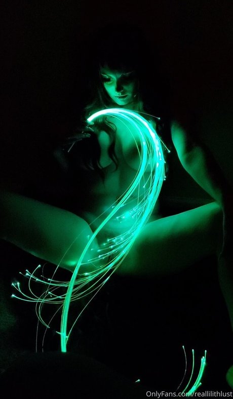 Rainia Belle photo 31