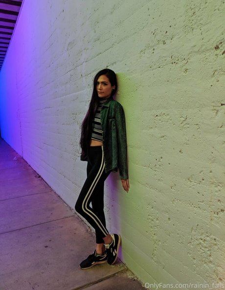 Rainin_falls photo 14