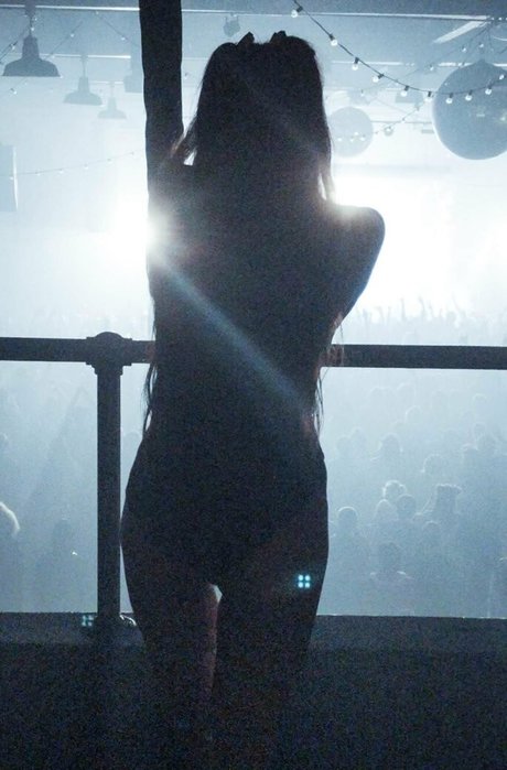 Rainin_falls photo 24