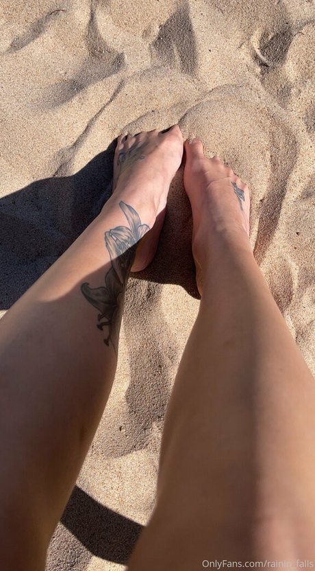 Rainin_falls photo 78